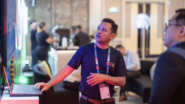 コンテンツを見る