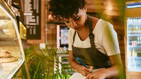 Explore o Oracle Netsuite para Restaurantes e Hotelaria